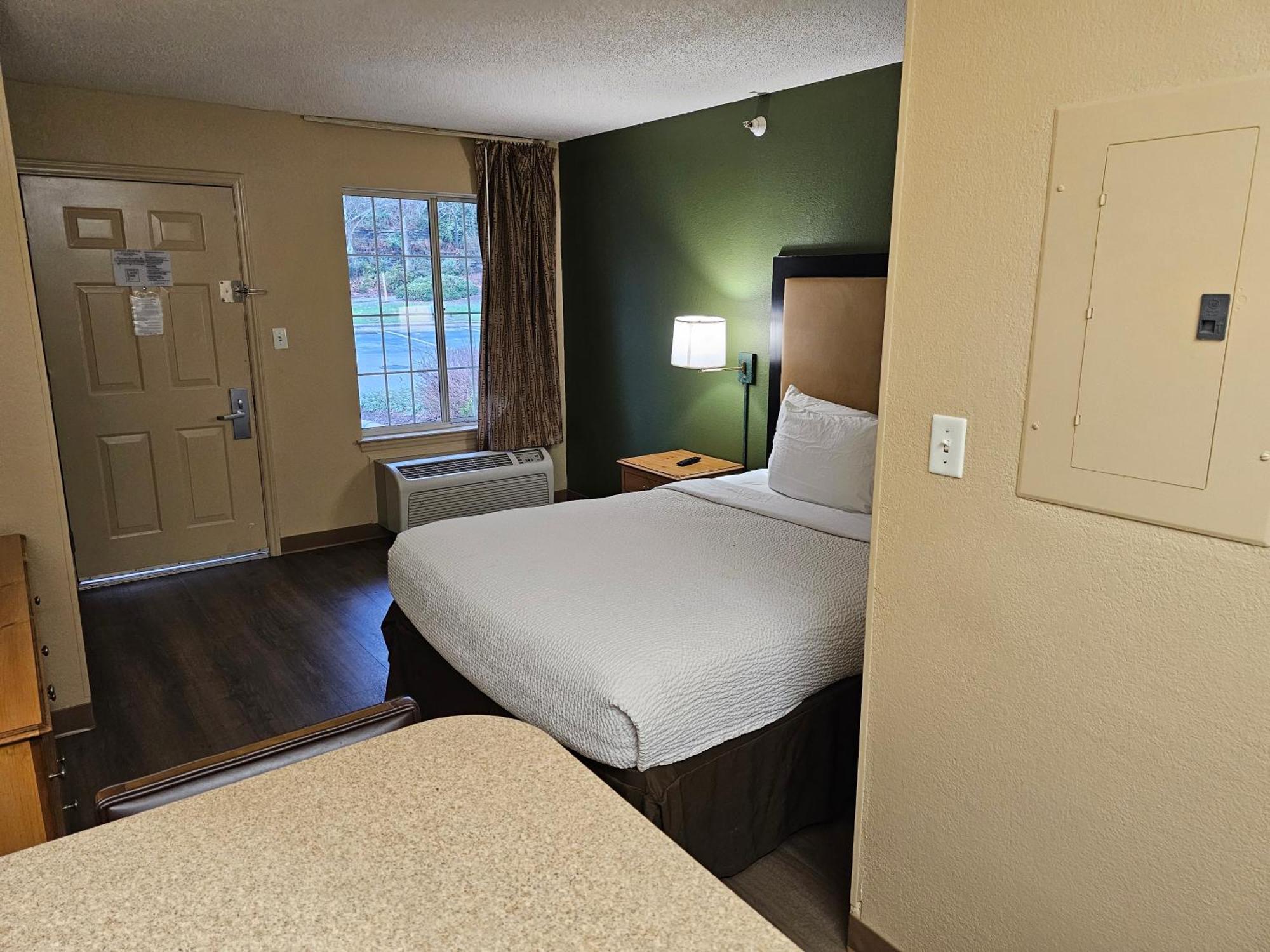 Suburban Studios Raleigh - Crabtree Valley Esterno foto