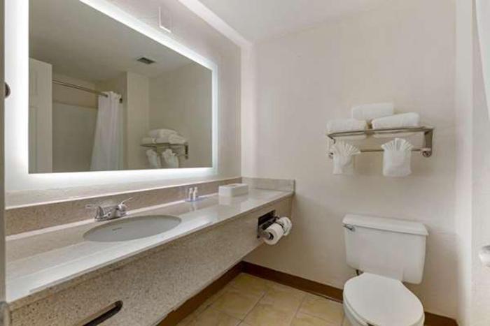 Suburban Studios Raleigh - Crabtree Valley Esterno foto