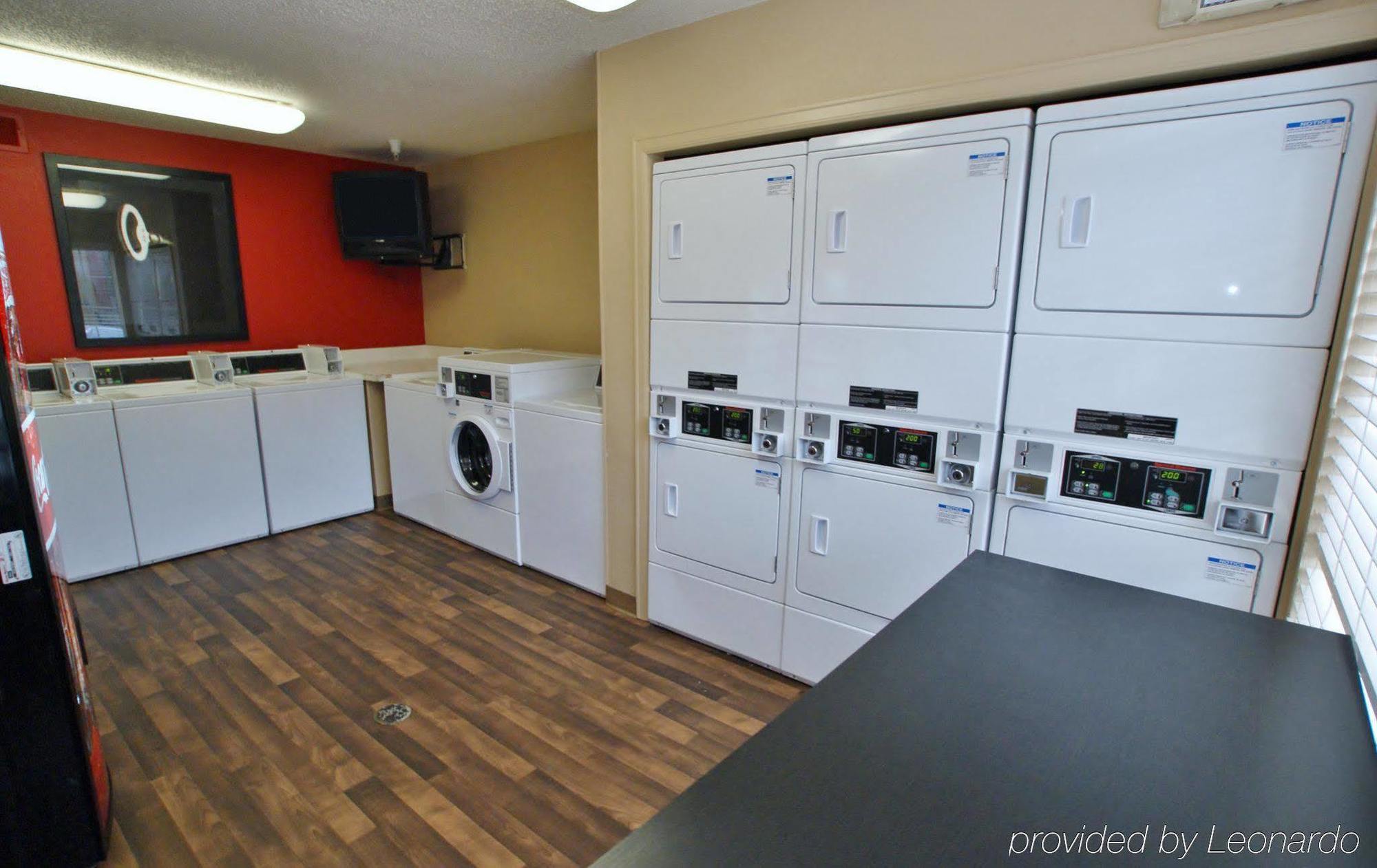 Suburban Studios Raleigh - Crabtree Valley Esterno foto
